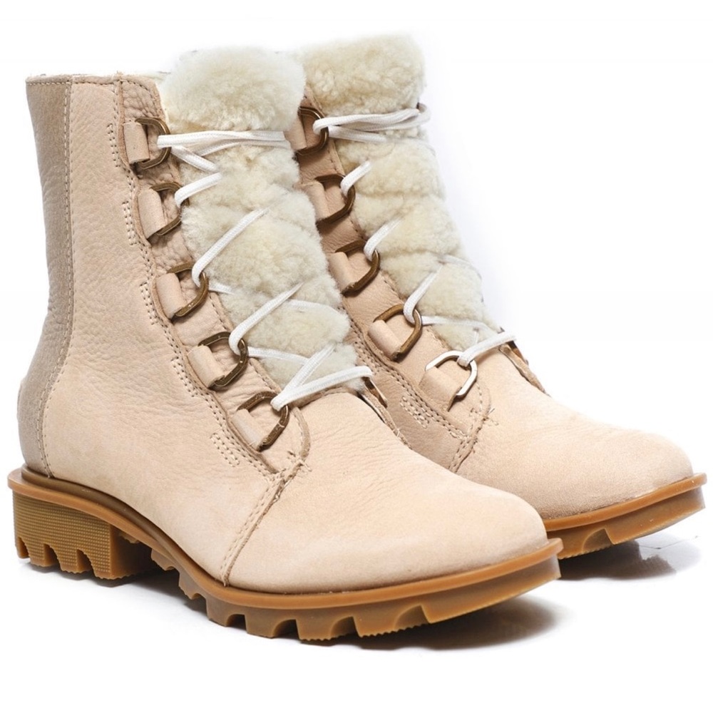 SOREL Phoenix Short Lace Lux Boots